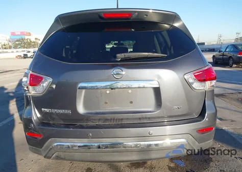 2014 Nissan Pathfinder Sv z USA, uszkodzony, nr VIN 5N1AR2MN8EC622083